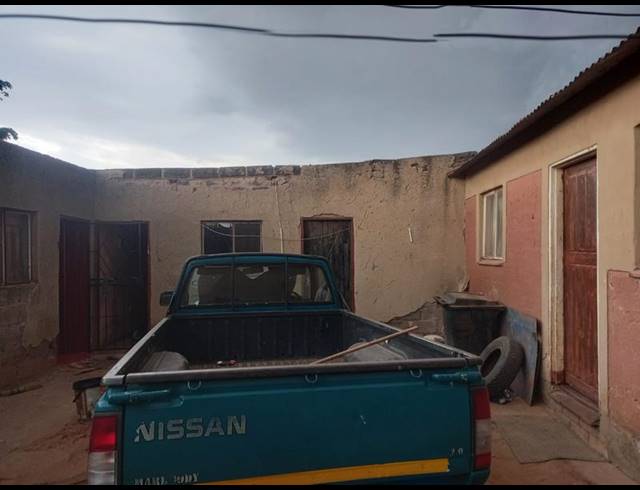 2 BEDROOM HOUSE FOR SALE IN CHLOORKOP